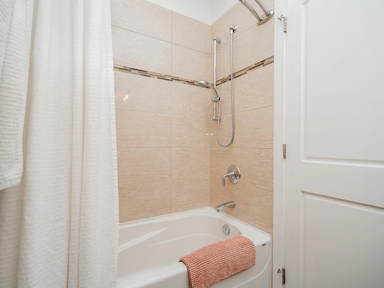 44-8068 207 Street, Langley, BC, V2Y 0M9 - 23