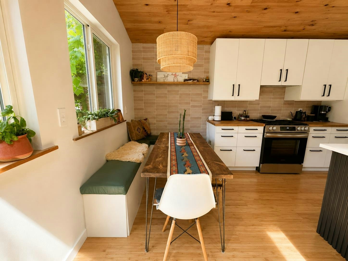 41741 Dogwood Place, Squamish, BC, V8B 1G5 - 4