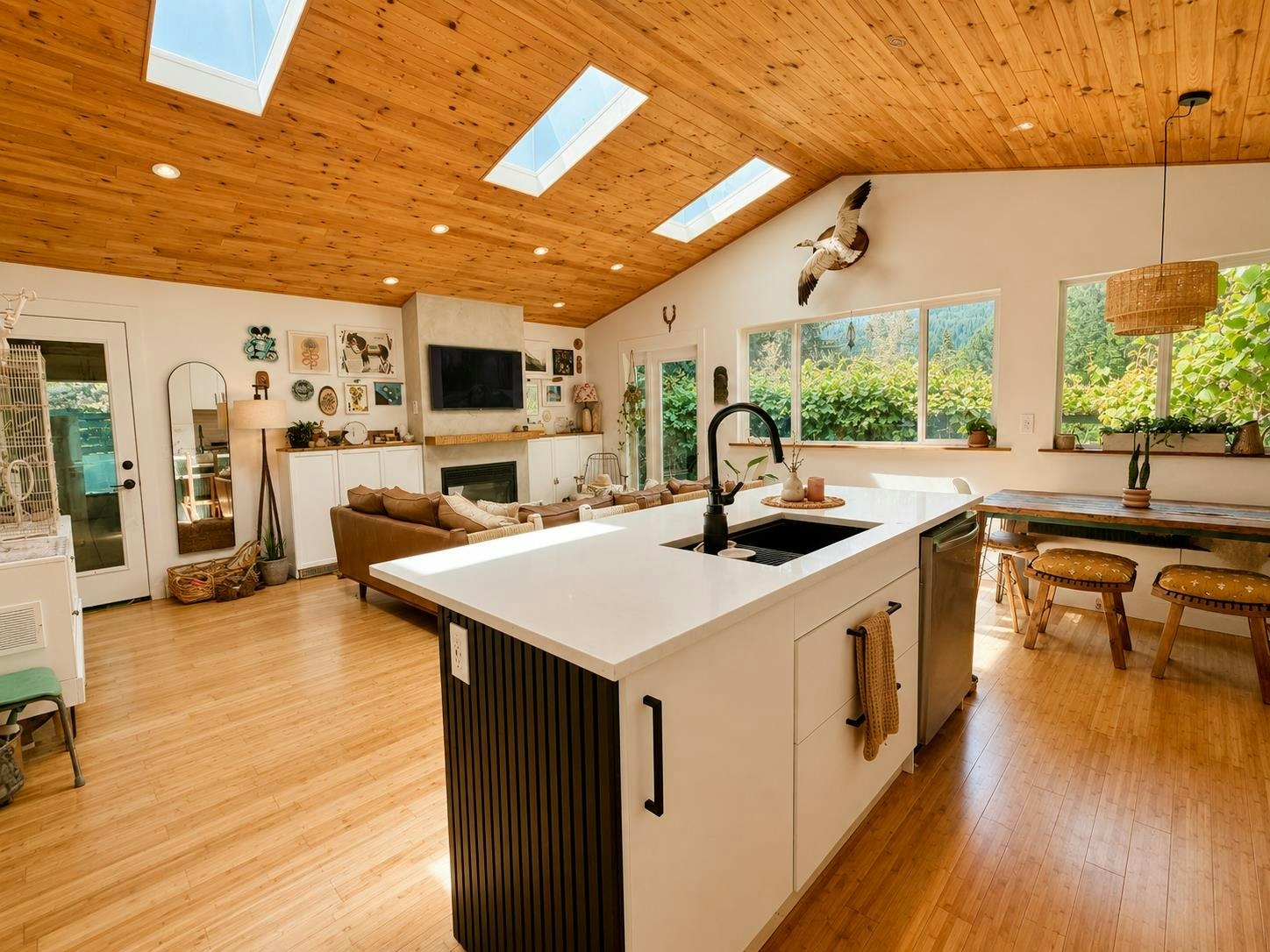 41741 Dogwood Place, Squamish, BC, V8B 1G5 - 3
