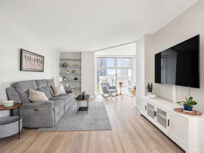 B901-1331 Homer Street - 4