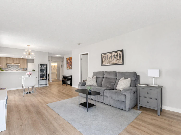 B901-1331 Homer Street, Vancouver, BC, V6B 5M5 - 3