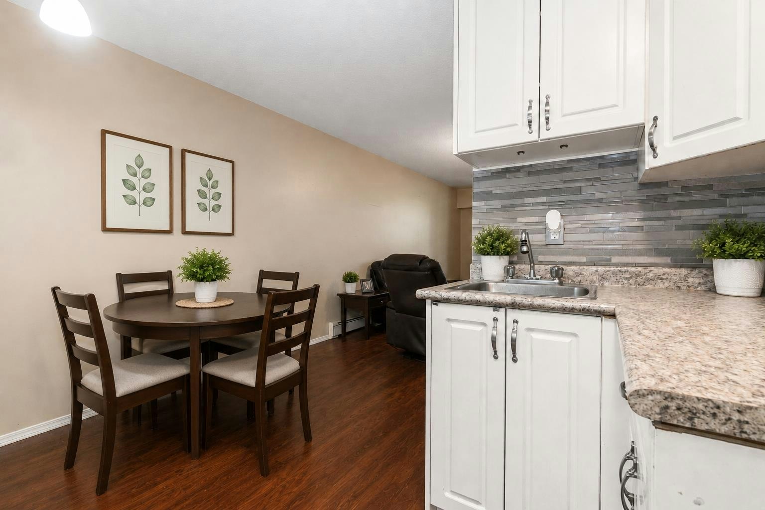 109-9175 Mary Street, Chilliwack, BC, V2P 4H7 - 5