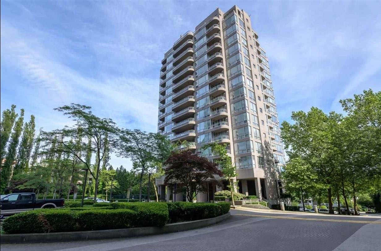 906-9623 Manchester Drive, Burnaby, BC, V3N 4Y8