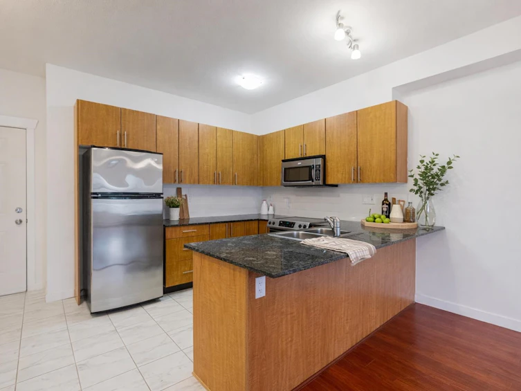 403-2488 Kelly Avenue, Port Coquitlam, BC, V3C 1Y4 - 10