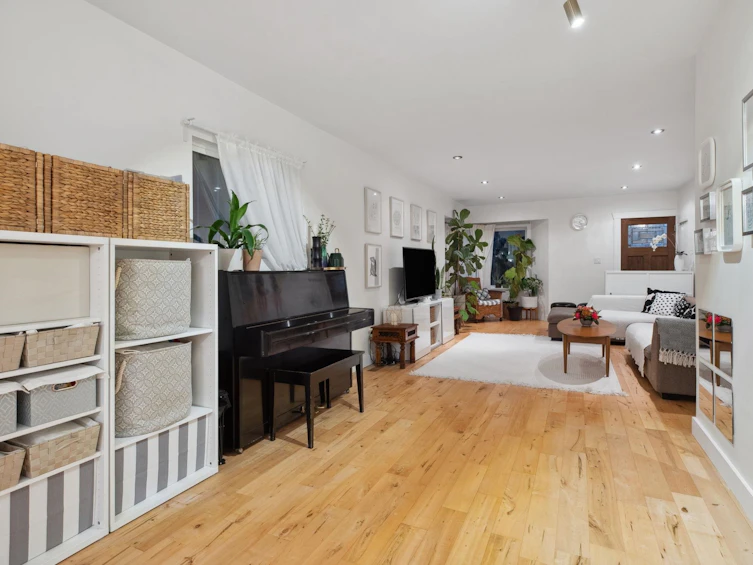 4135 Cambridge Street, Burnaby, BC, V5C 1G8 - 9