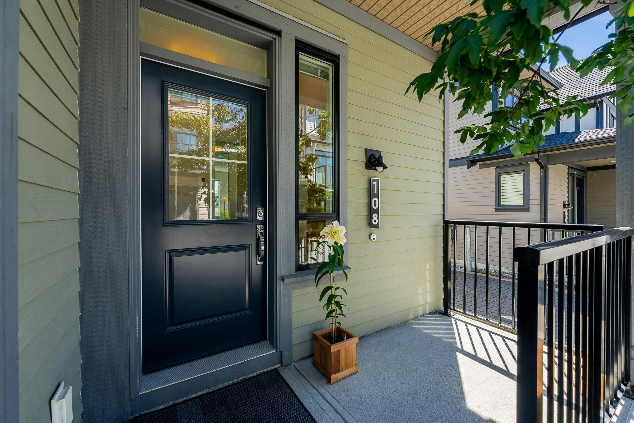 108-3500 Burke Village Promenade, Coquitlam, BC, V3E 0N2 - 31