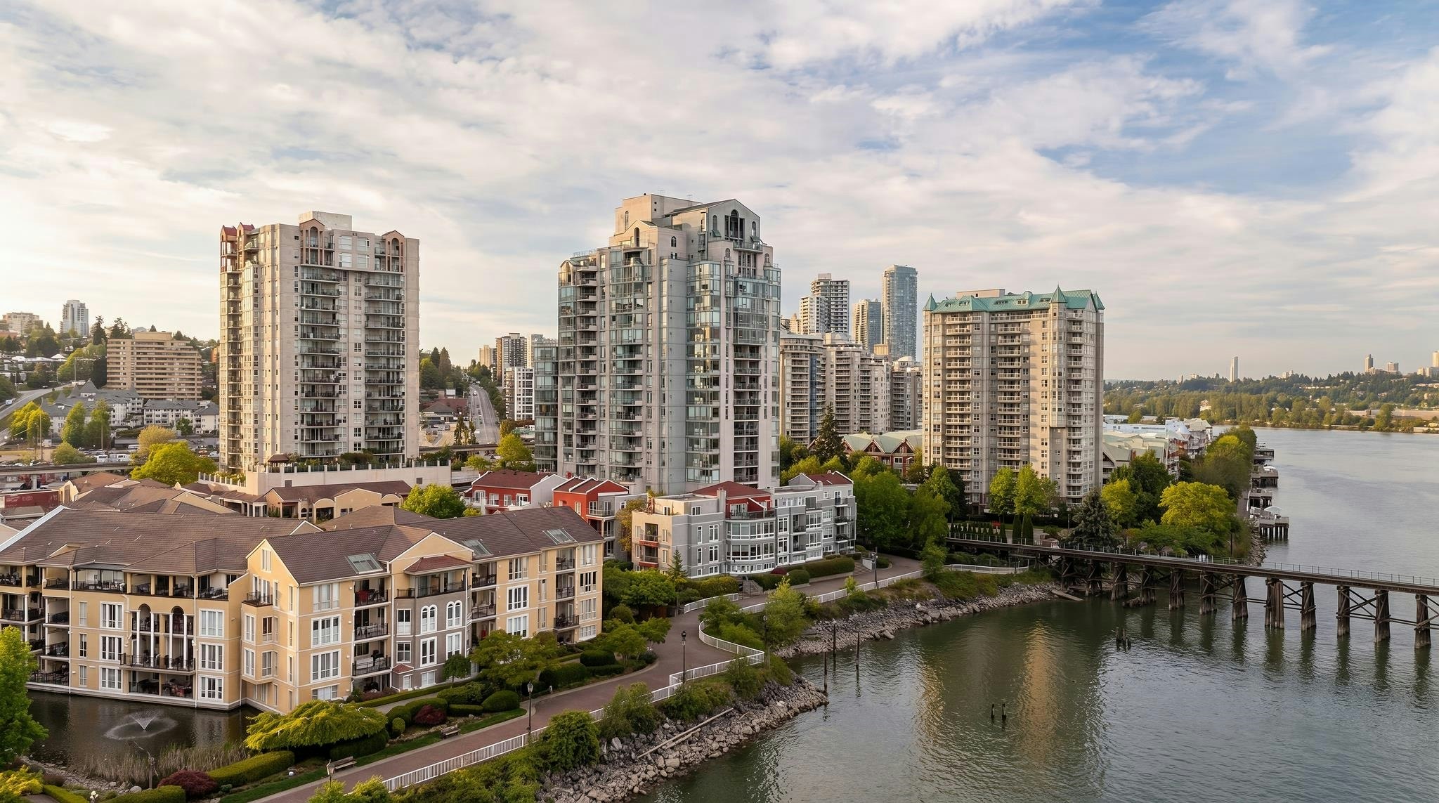 1208-10 Laguna Court, New Westminster, BC, V3M 6W3 - 3