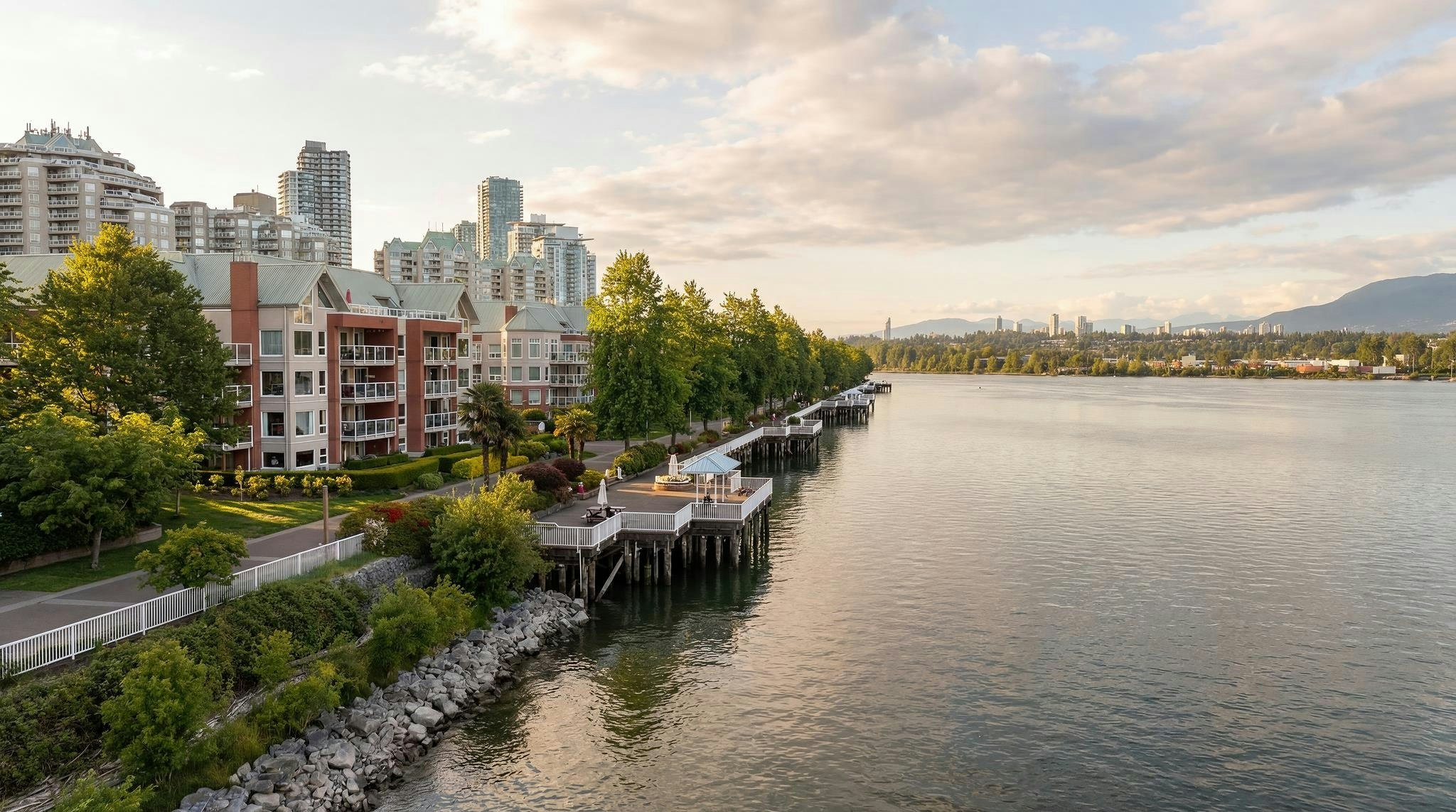 1208-10 Laguna Court, New Westminster, BC, V3M 6W3 - 27