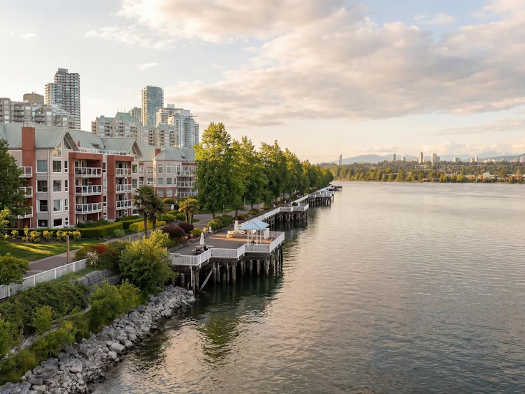 1208-10 Laguna Court, New Westminster, BC, V3M 6W3 - 27