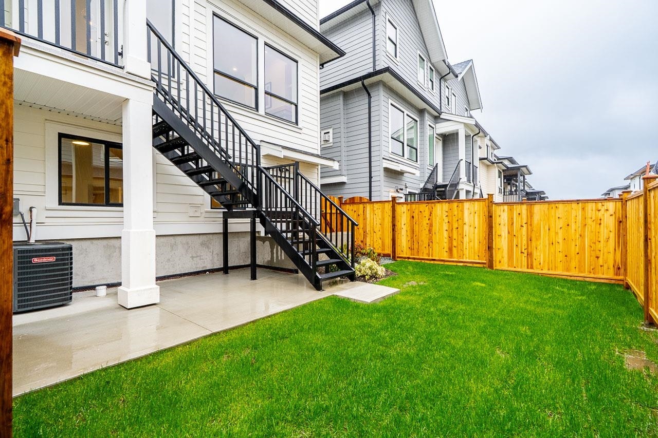 102-16612 18a Avenue, Surrey, BC, V3Z 9X5 - 35