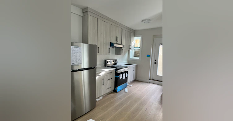 1 Bed Suite-7542 Lindrick Court, Burnaby, BC, V5A 3Y5 - 8