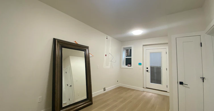 1 Bed Suite-7542 Lindrick Court, Burnaby, BC, V5A 3Y5 - 2