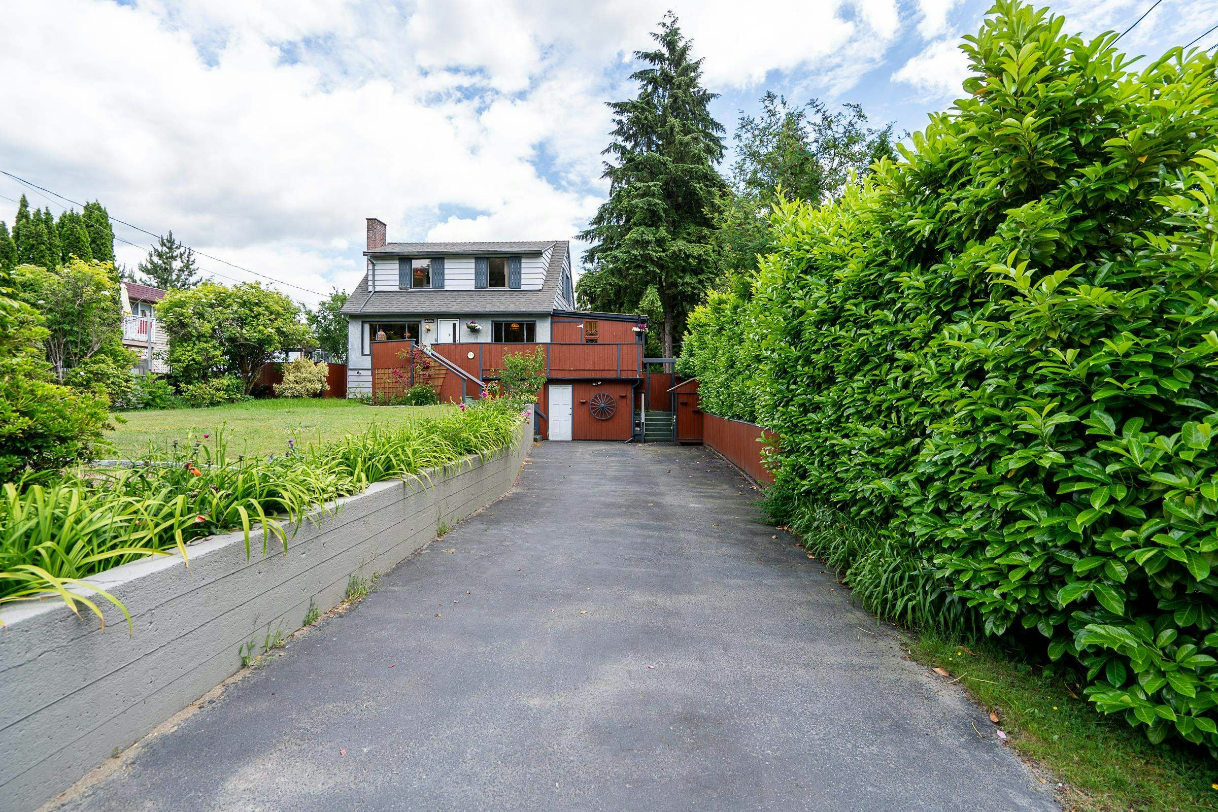 3554 Hastings Street, Port Coquitlam, BC, V3B 4N4 - 3