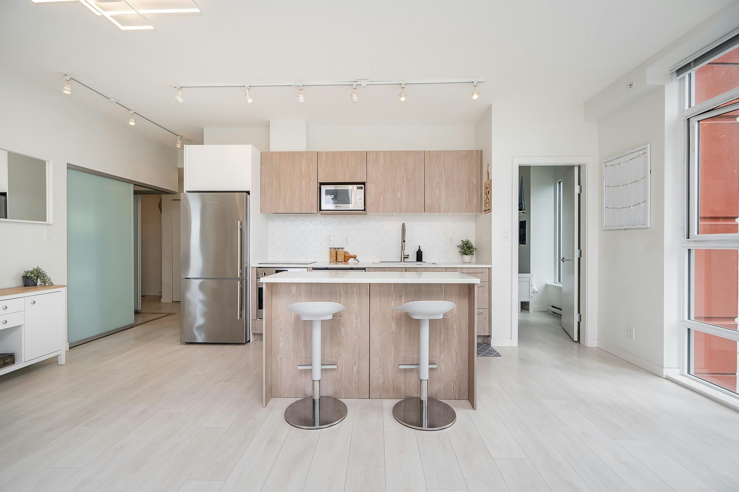 601-691 North Road - 4