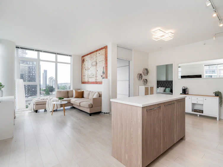 601-691 North Road, Burnaby, BC, V3J 0H9 - 9