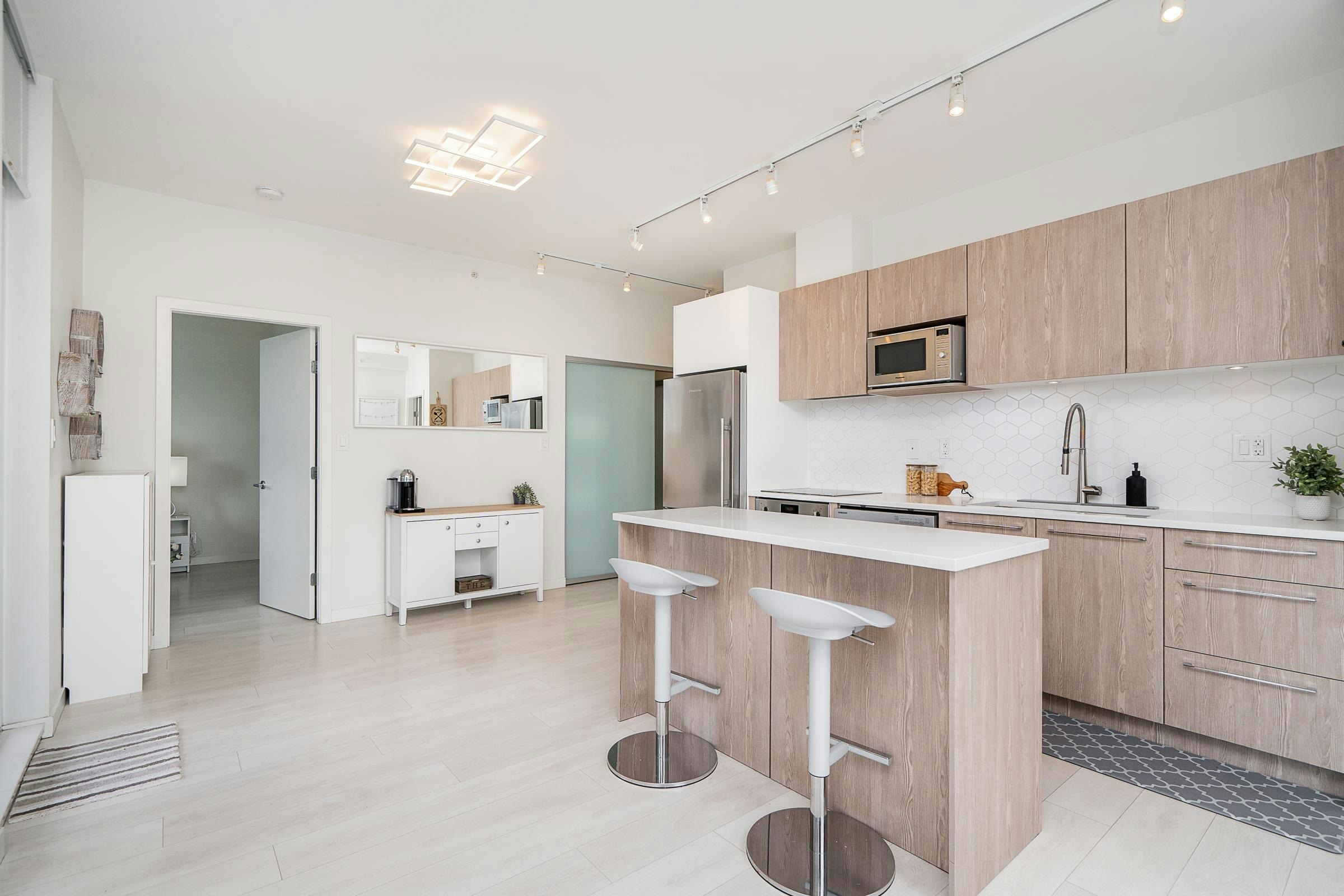 601-691 North Road - 5