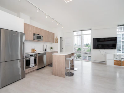 601-691 North Road - 3