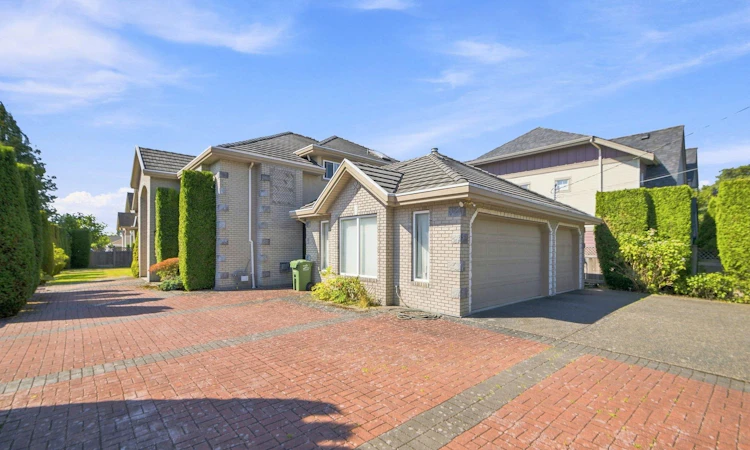 10031 Leonard Road