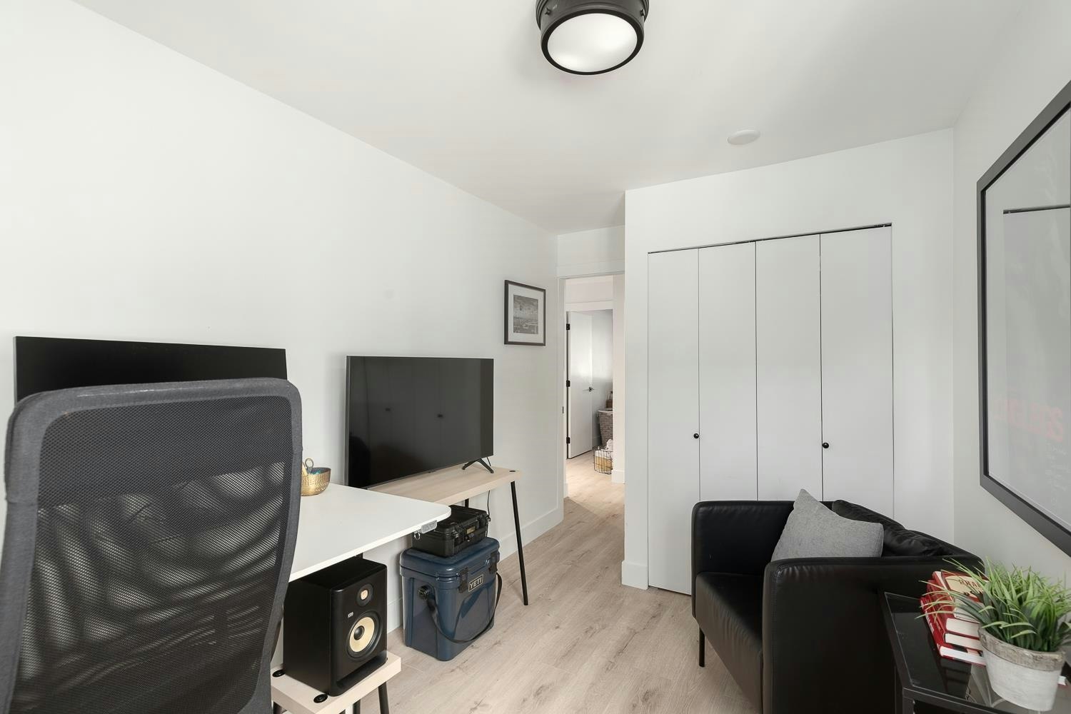 203-2272 Dundas Street, Vancouver, BC, V5L 1J8 - 16
