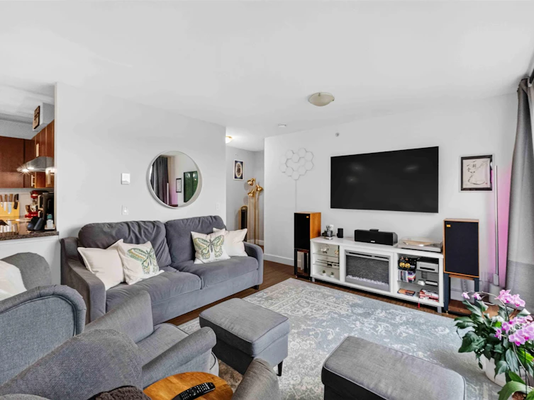 403-12075 228 Street, Maple Ridge, BC, V2X 6M2 - 12