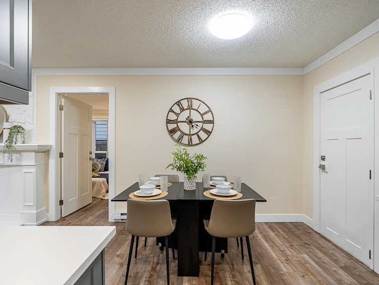 27036 28 Avenue, Langley, BC, V4W 3E5 - 8