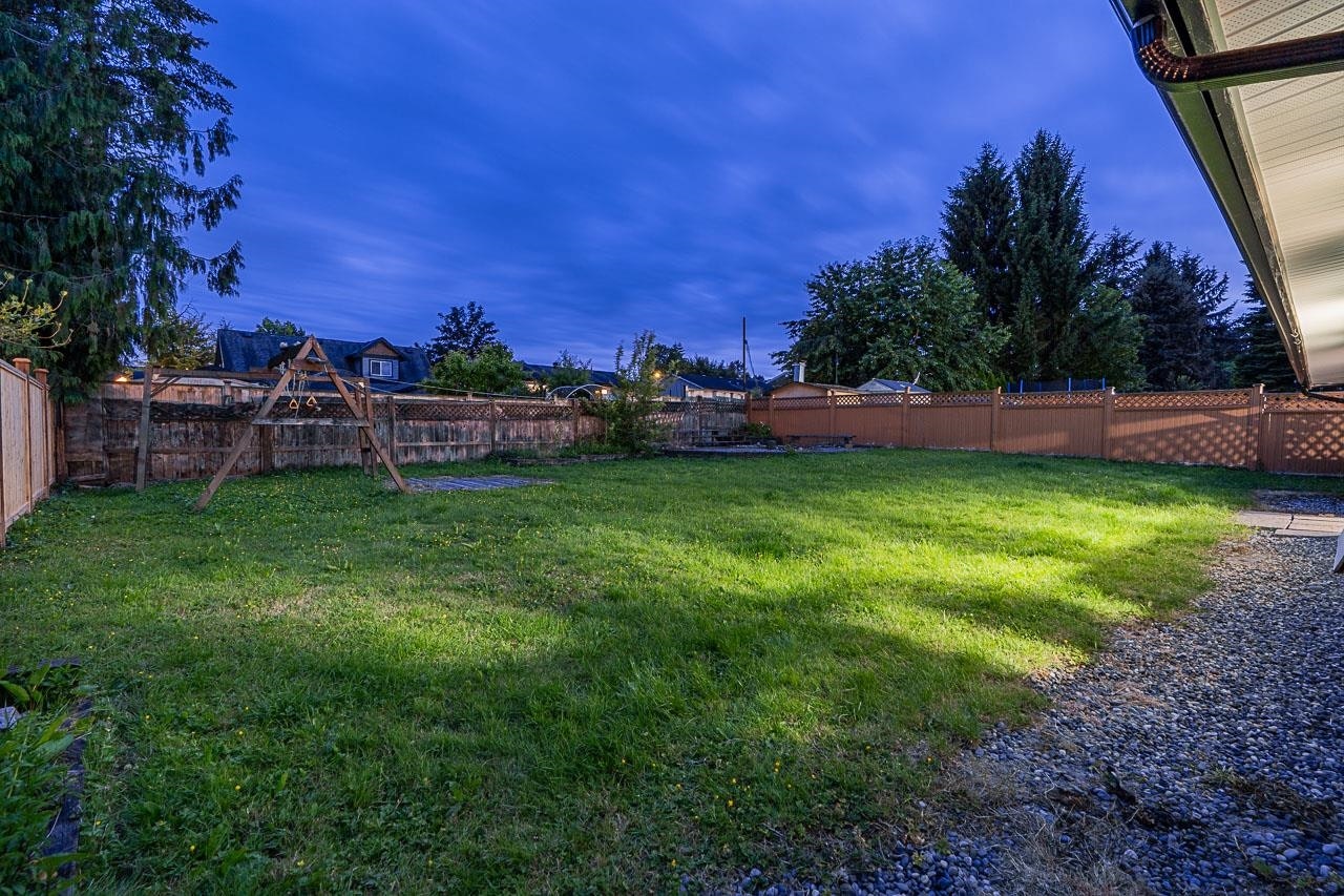 27036 28 Avenue, Langley, BC, V4W 3E5 - 33