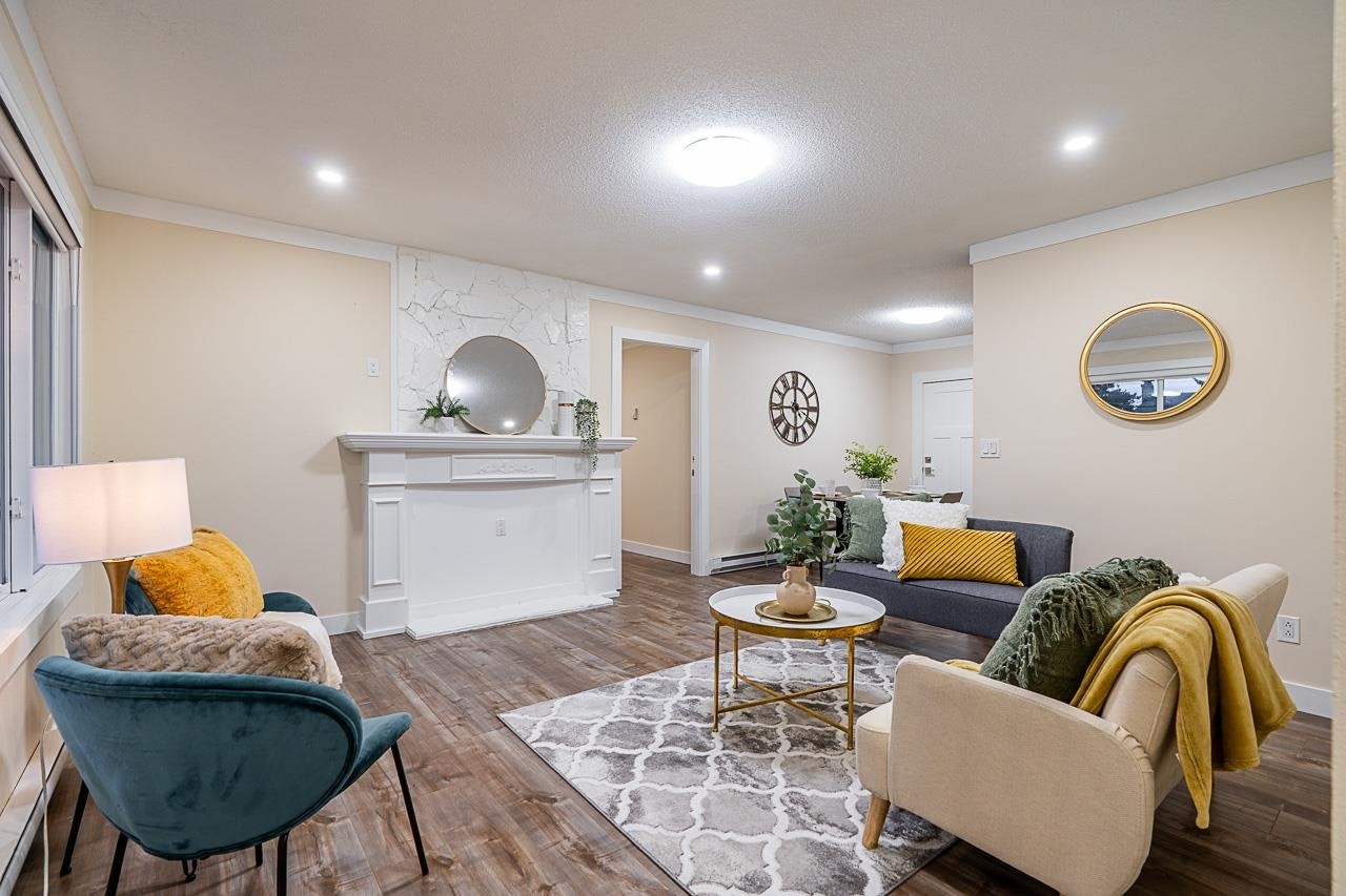 27036 28 Avenue, Langley, BC, V4W 3E5 - 3
