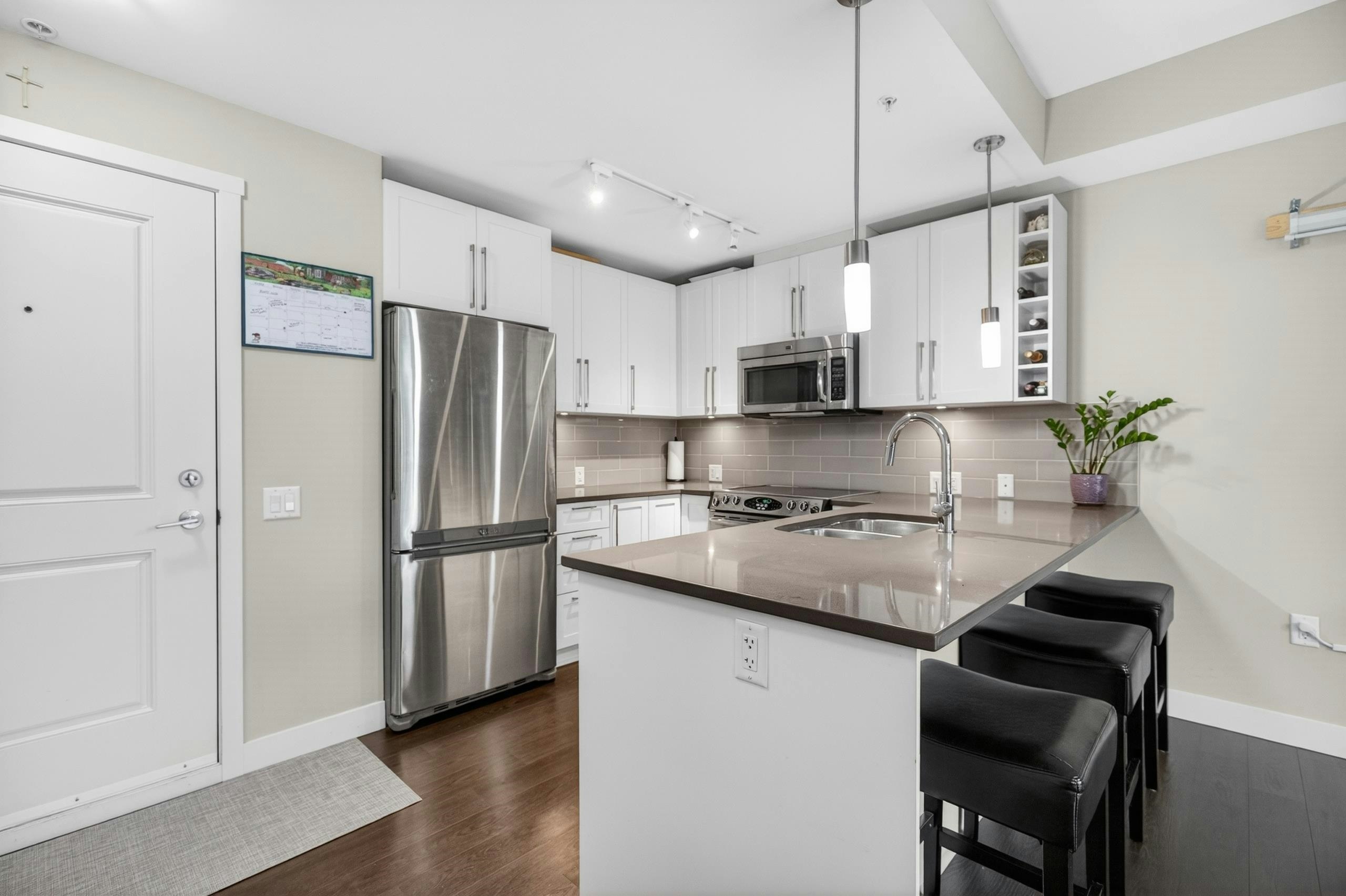 312-14358 60 Avenue, Surrey, BC, V3X 0G3 - 11