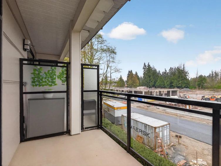 312-14358 60 Avenue, Surrey, BC, V3X 0G3 - 9