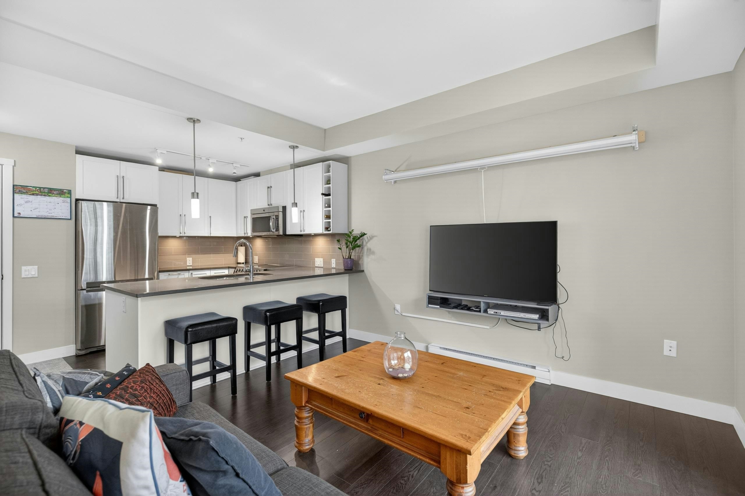 312-14358 60 Avenue, Surrey, BC, V3X 0G3 - 5