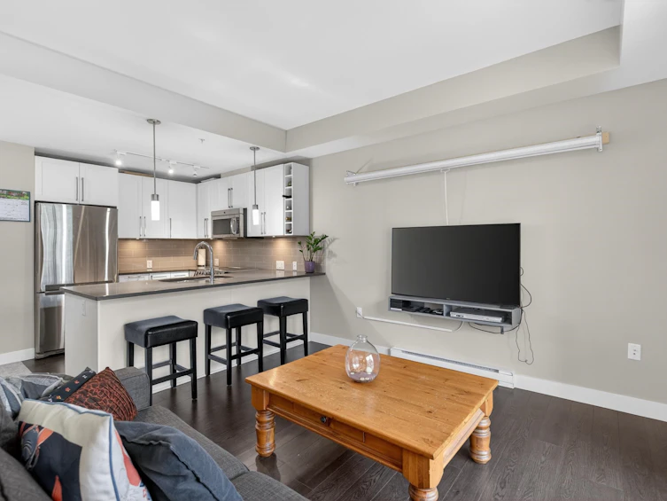 312-14358 60 Avenue, Surrey, BC, V3X 0G3 - 5
