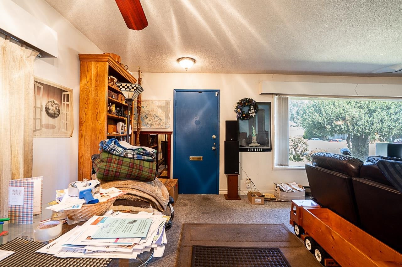 46688 Portage Avenue - 5
