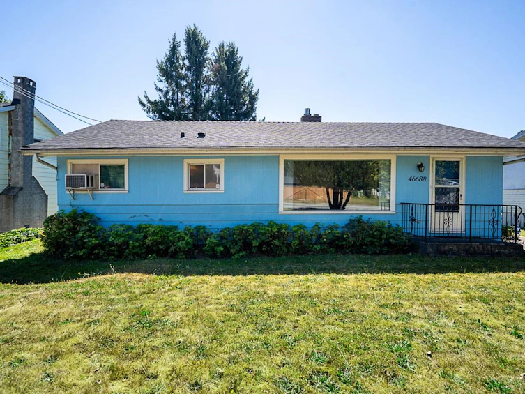 46688 Portage Avenue, Chilliwack, BC, V2P 3G5