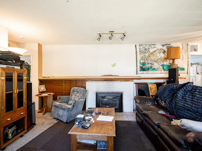 46688 Portage Avenue - 4
