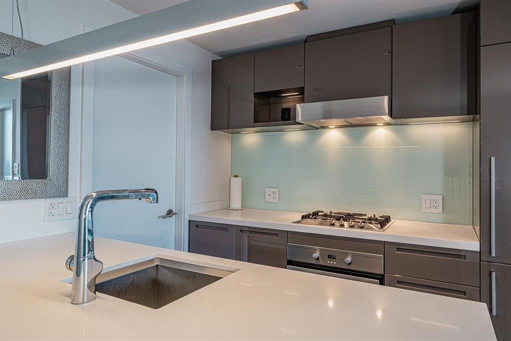 4701-777 Richards Street, Vancouver, BC, V6B 0M6