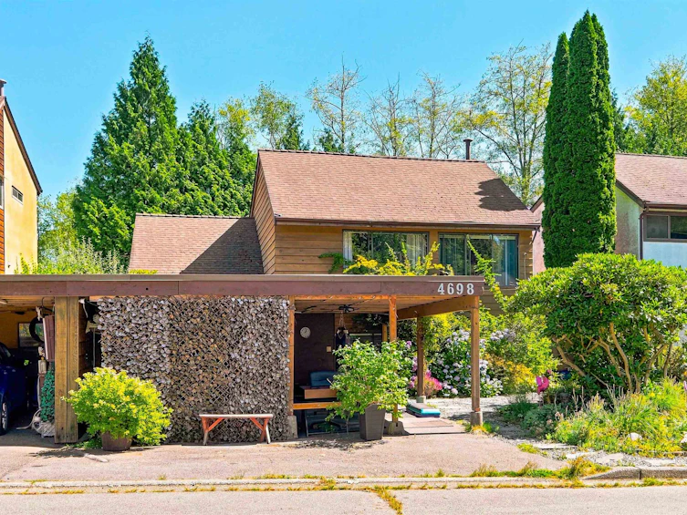 4698 Garden Grove Drive, Burnaby, BC, V5G 3V3
