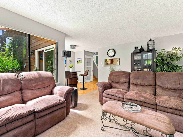 4698 Garden Grove Drive, Burnaby, BC, V5G 3V3 - 8