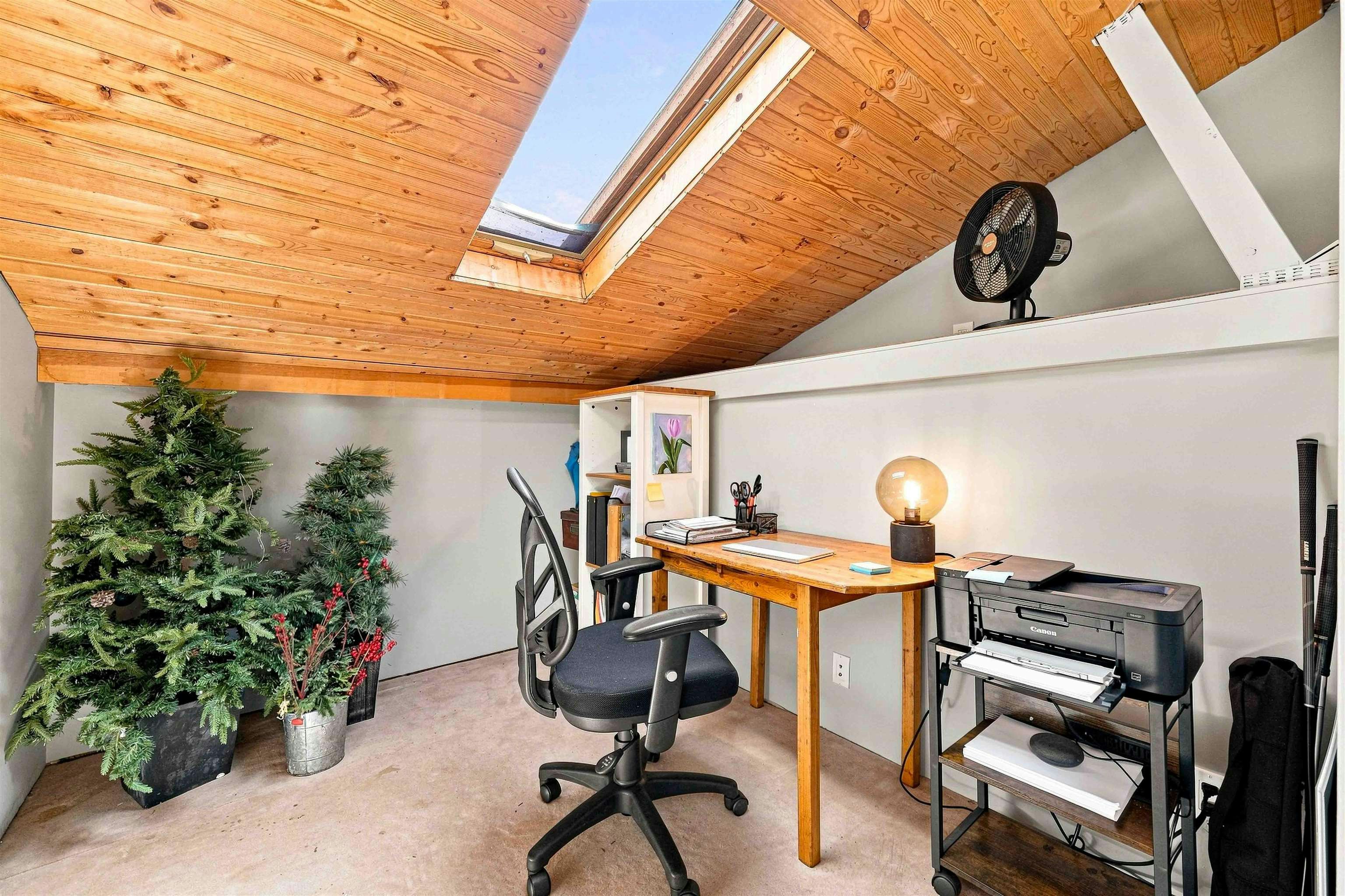 4698 Garden Grove Drive, Burnaby, BC, V5G 3V3 - 27