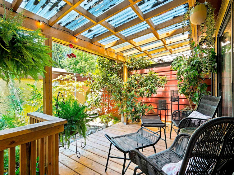 4698 Garden Grove Drive, Burnaby, BC, V5G 3V3 - 2