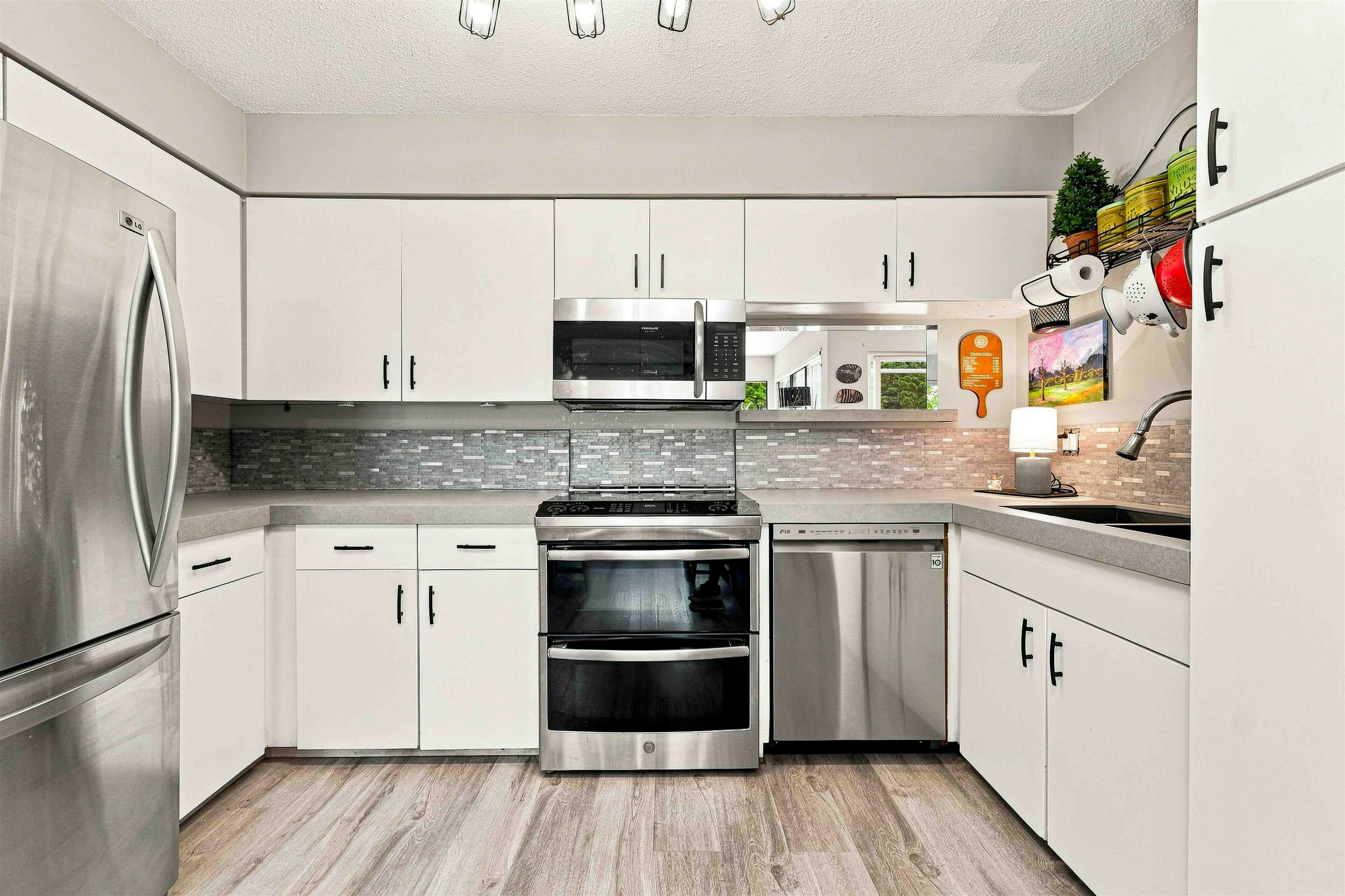 4698 Garden Grove Drive, Burnaby, BC, V5G 3V3 - 16