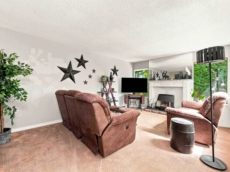 4698 Garden Grove Drive, Burnaby, BC, V5G 3V3 - 7