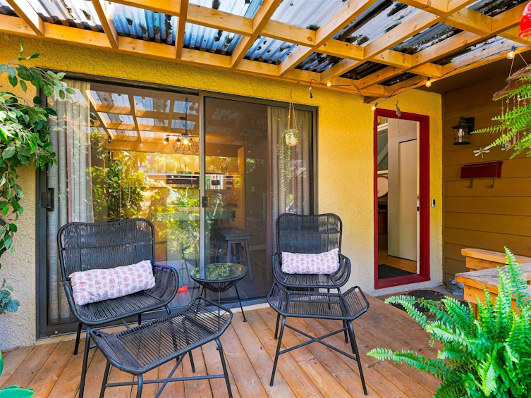 4698 Garden Grove Drive, Burnaby, BC, V5G 3V3 - 3
