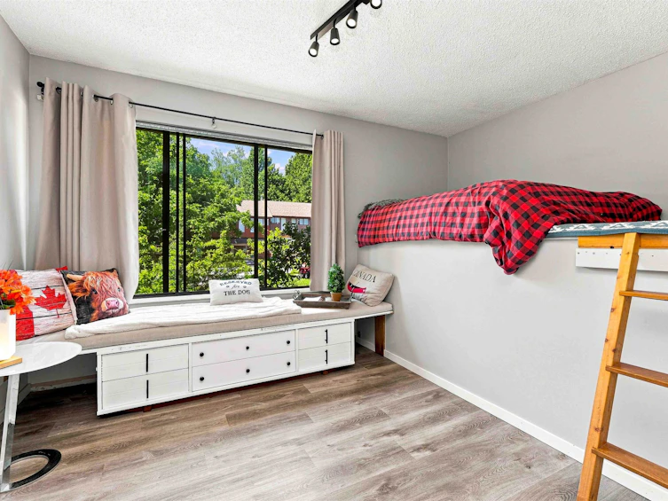 4698 Garden Grove Drive, Burnaby, BC, V5G 3V3 - 25