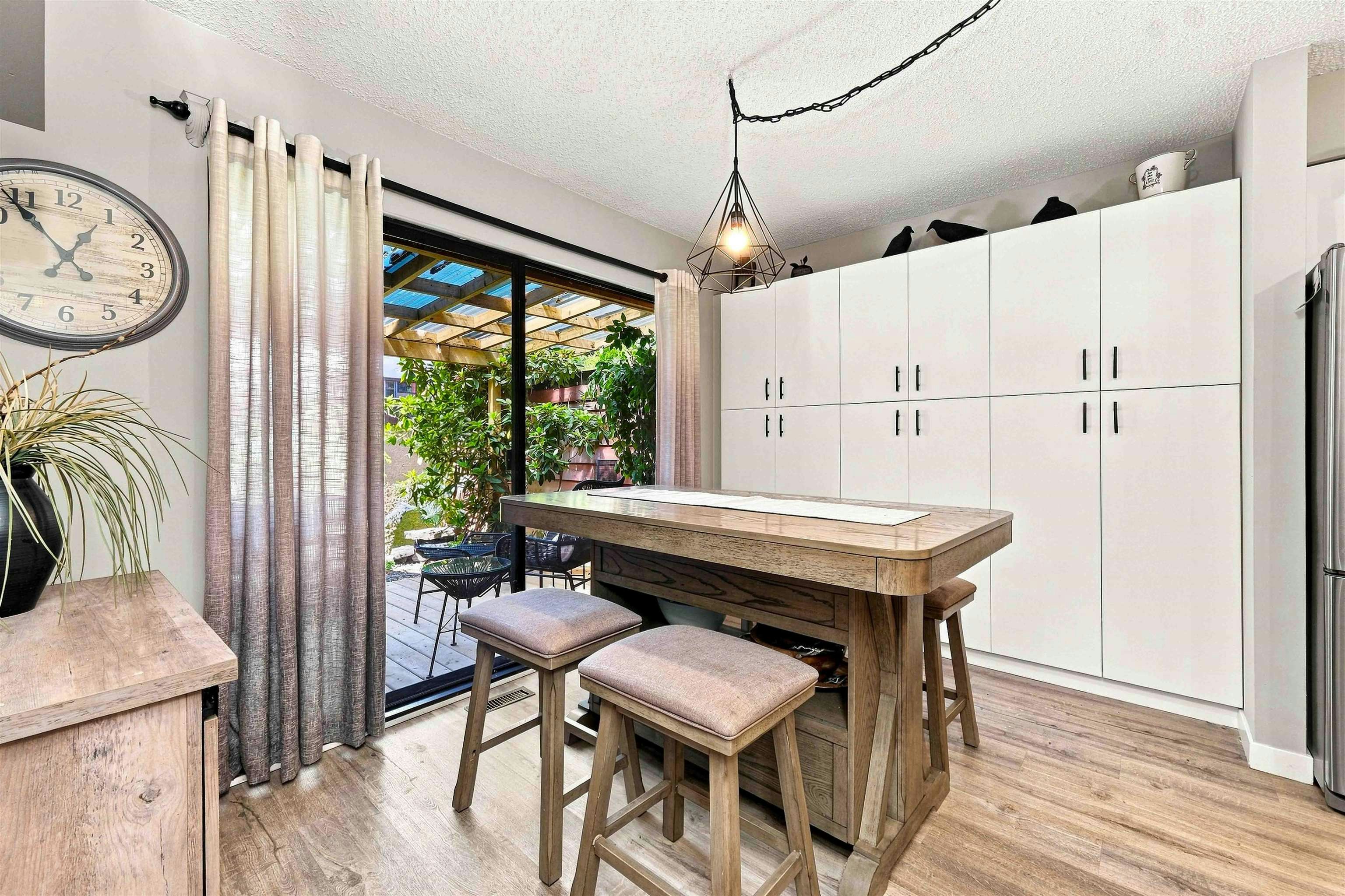 4698 Garden Grove Drive, Burnaby, BC, V5G 3V3 - 19