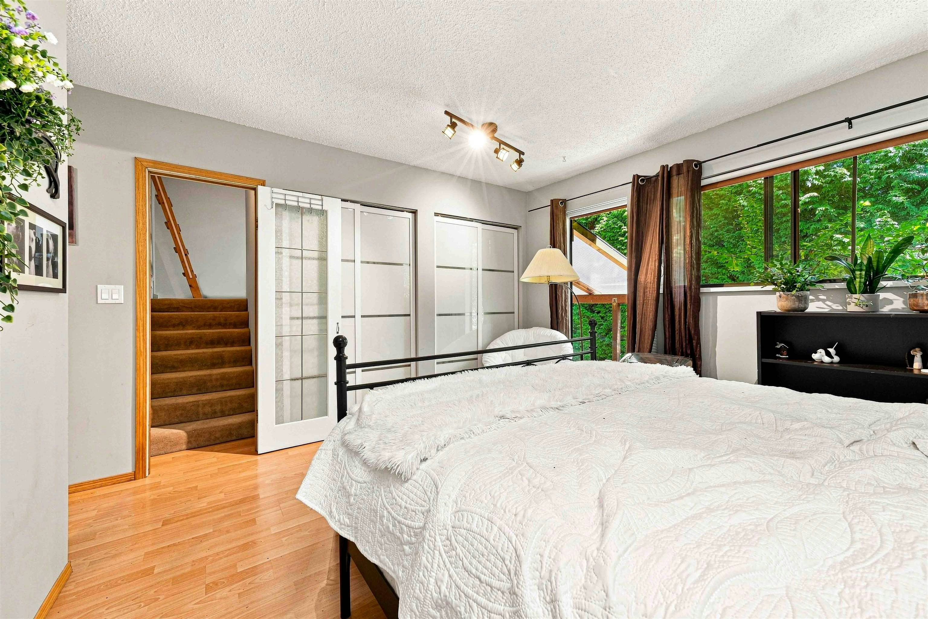4698 Garden Grove Drive, Burnaby, BC, V5G 3V3 - 22