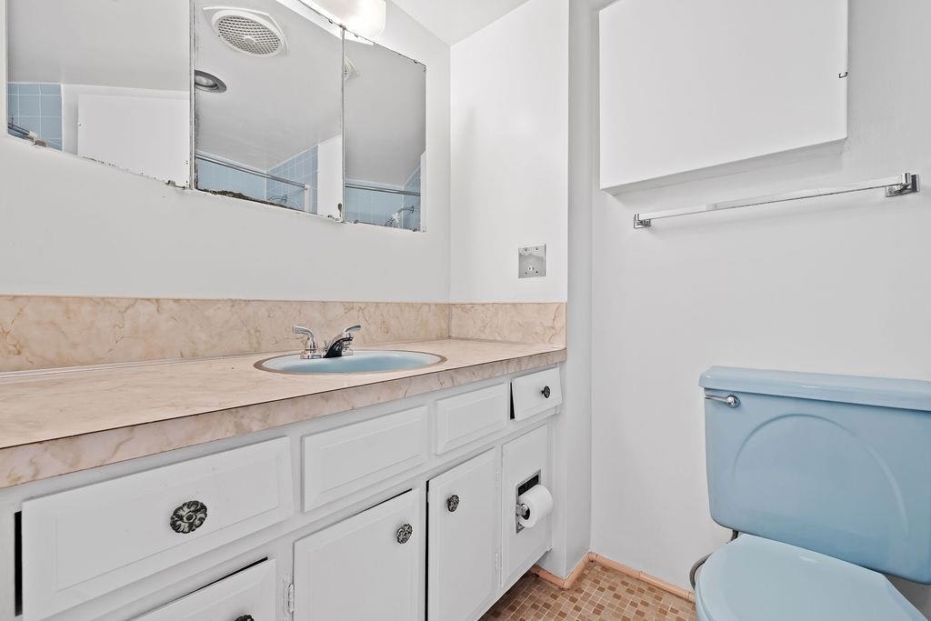 203-1250 Burnaby Street, Vancouver, BC, V6E 1P5 - 18