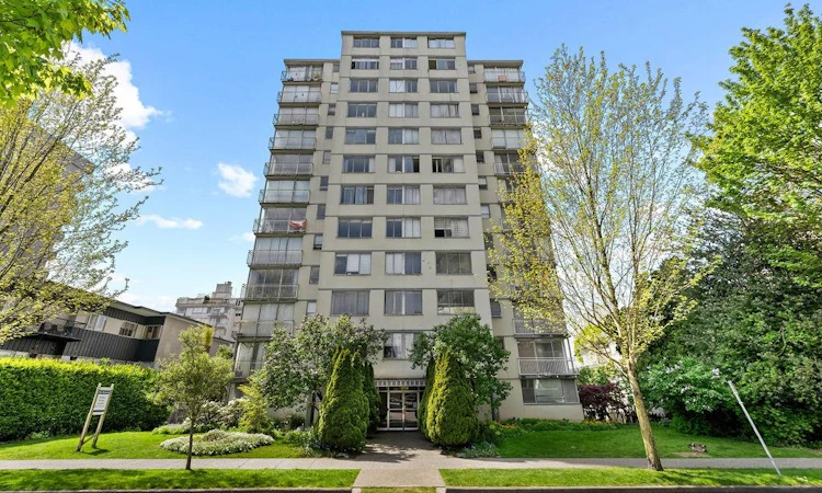 203-1250 Burnaby Street