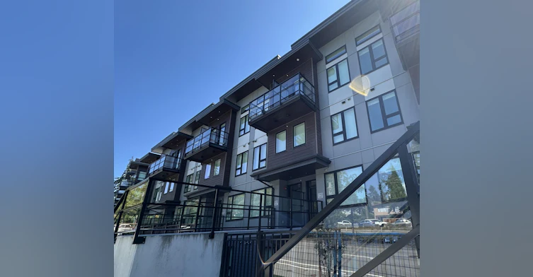 938 Lytton Street, North Vancouver, BC, V7H 2T1 - 2