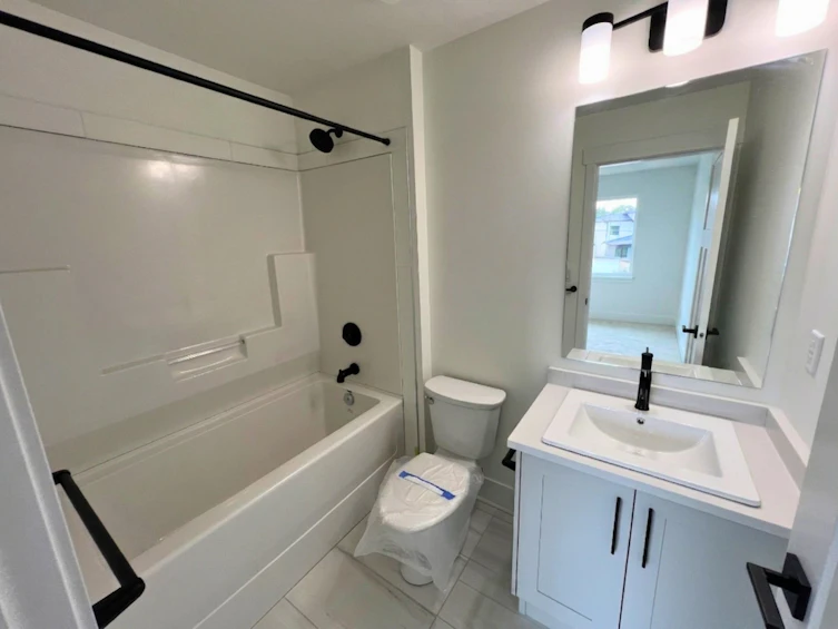 27724 Track Place, Abbotsford, BC, V4X 0C7 - 12