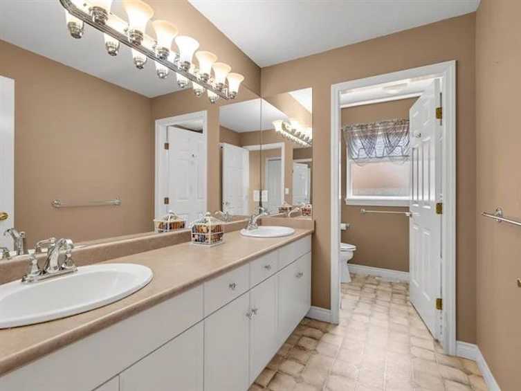 14096 28a Avenue, Surrey, BC, V4P 2H8 - 35